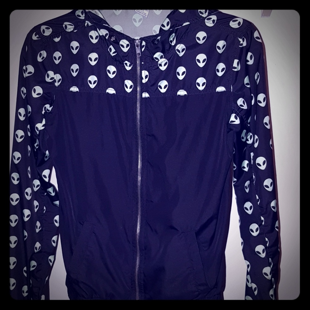 Alien Windbreaker